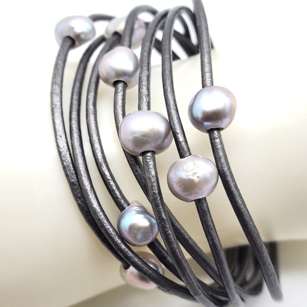 Saachi Freshwater Pearl Bracelet Gray Gunmetal Multi‎ Strap Wrap Layered Modern